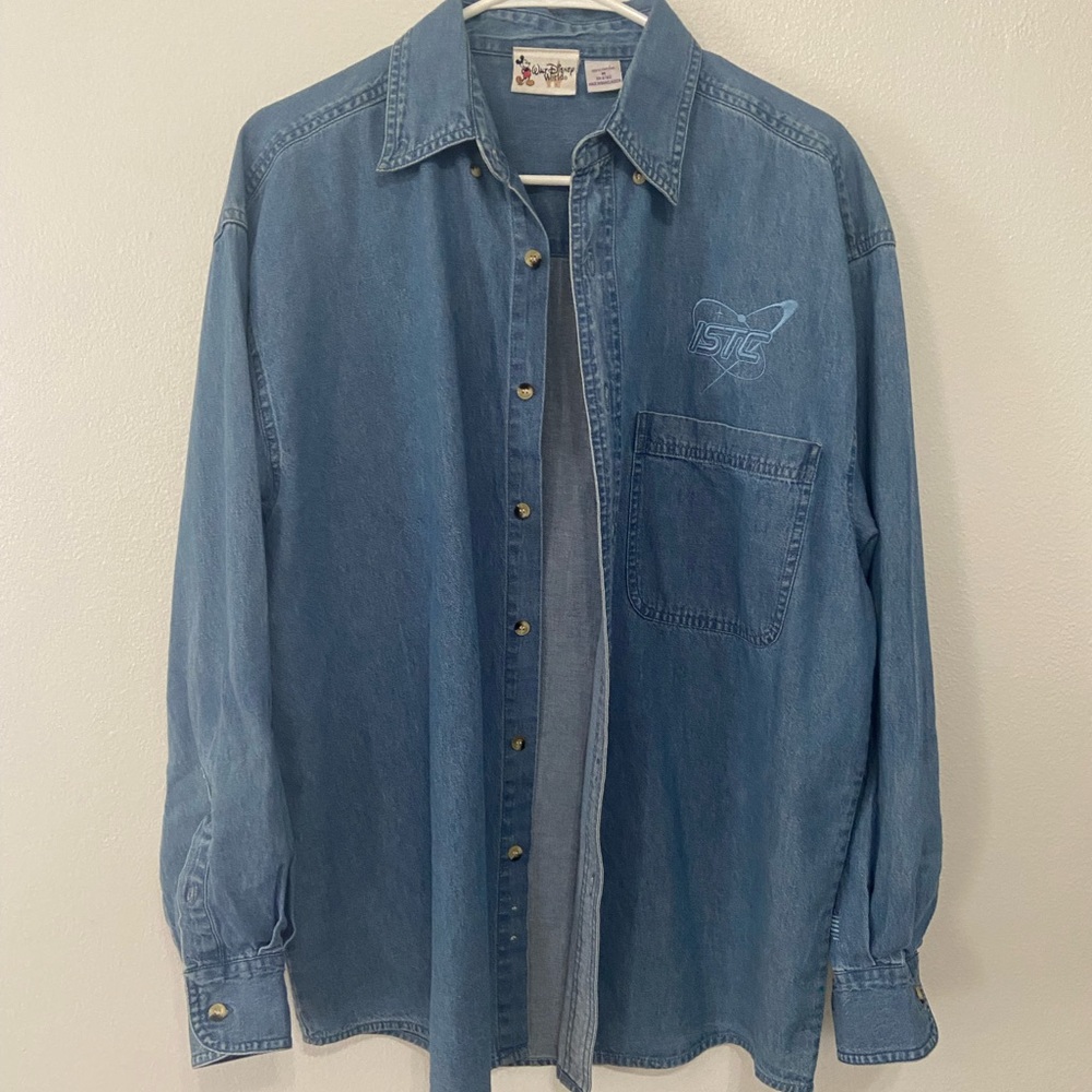 VINTAGE**Denim Disney Epcot Button Up size medium